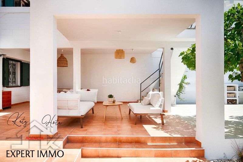 Foto df138e52-b20c-47ad-aa95-61b2d2e9337e. Casa amb calefacció piscina a Cap Ras - Creus - Falconera Empuriabrava