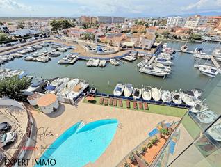 Apartament  Del cap de la gola. Magnífico ático dúplex en una de las mejores residencias de rose