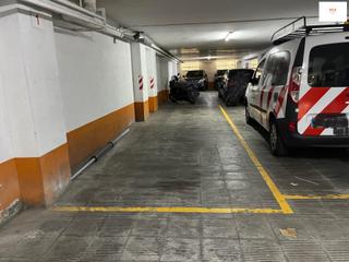 Aparcament cotxe  Carrer de zamora