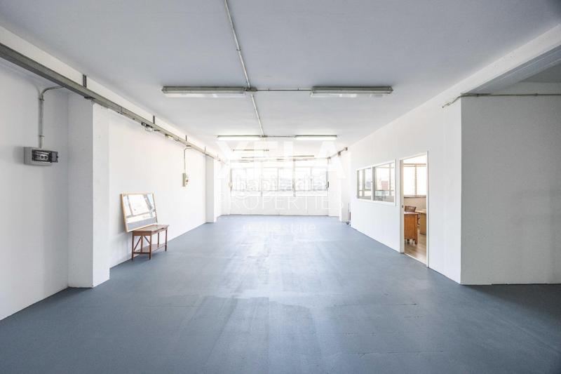 Foto 2362be04-8047-4a25-ad4b-fd2e1ba9e3e8. Ufficio in El Parc i la Llacuna del Poblenou Barcelona