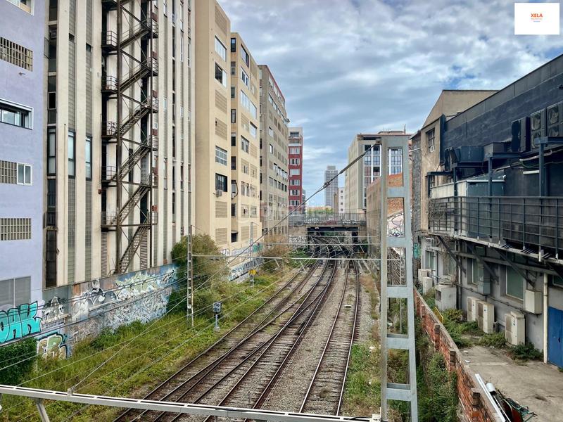 Foto 4272e559-3881-42aa-8540-8028f0565965. Ufficio in El Parc i la Llacuna del Poblenou Barcelona