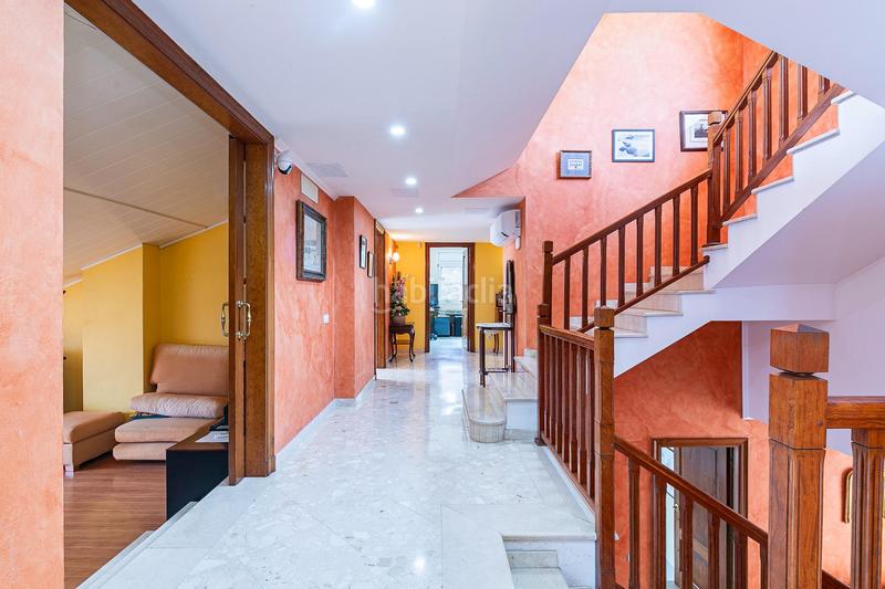 Foto 04d75ca0-4cc6-43a1-a9ef-47268d16a204. Casa con riscaldamento parcheggio piscina in Mas Ram Badalona