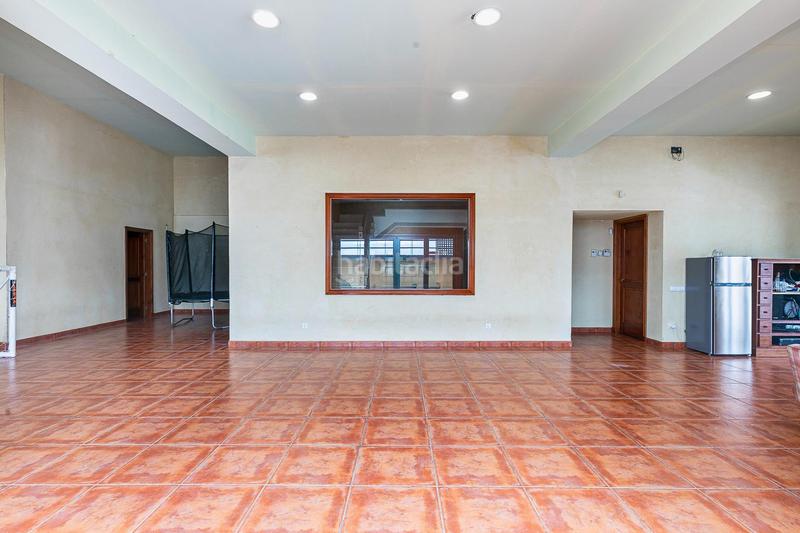 Foto ae03ac34-5cc1-44f4-af3c-efb68020562c. Casa con riscaldamento parcheggio piscina in Mas Ram Badalona