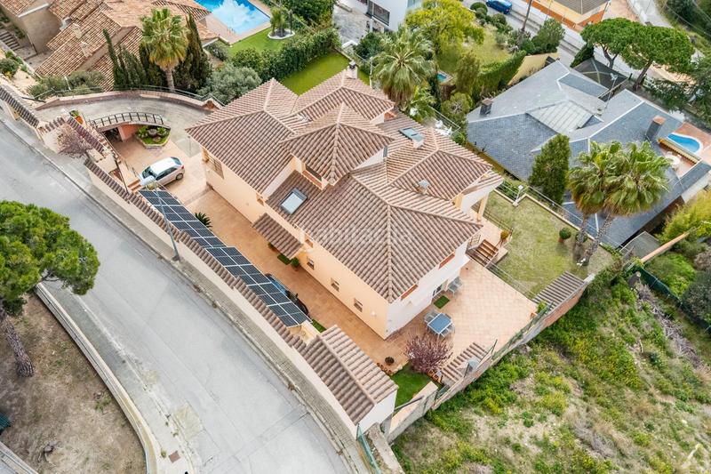 Foto 0e68d7ab-b09b-4f38-bec8-6707653d4088. Maison avec chauffage parking piscine dans Mas Ram Badalona