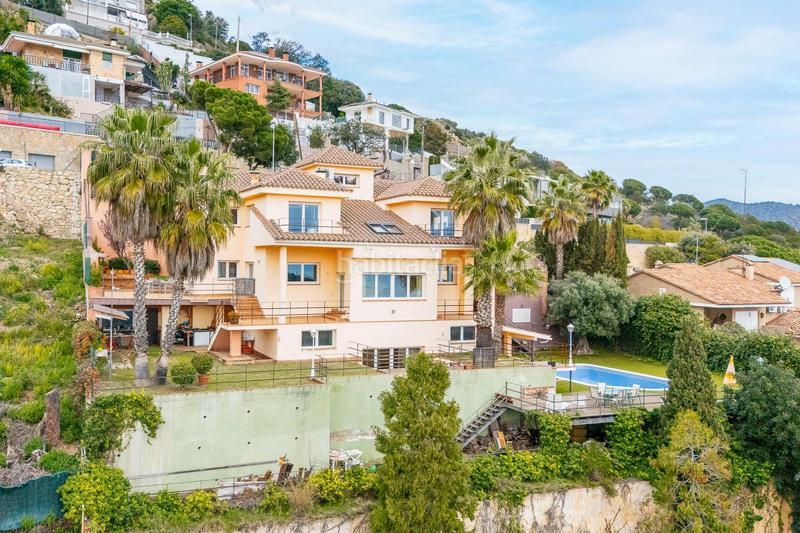 Foto 1455109b-8714-486d-9119-270a862efe43. Maison avec chauffage parking piscine dans Mas Ram Badalona