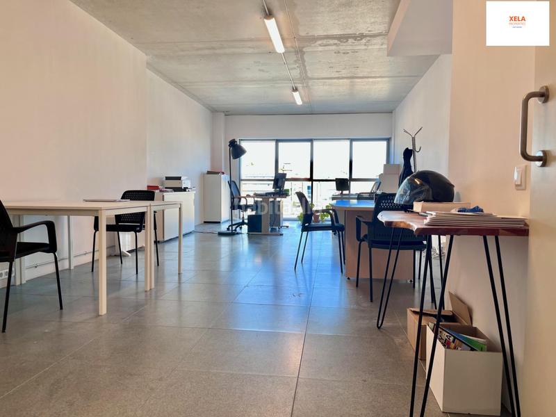 Foto e528f8a0-01d6-4c5f-8173-b82921f70c72. Lloguer oficina a calle del doctor trueta 183 a Poblenou Barcelona