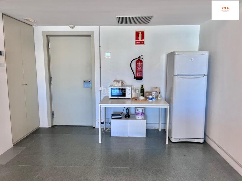 Foto ee70b1ec-3b5d-497a-8ab9-77ff30b8ada3. Miete büro in calle del doctor trueta 183 in Poblenou Barcelona