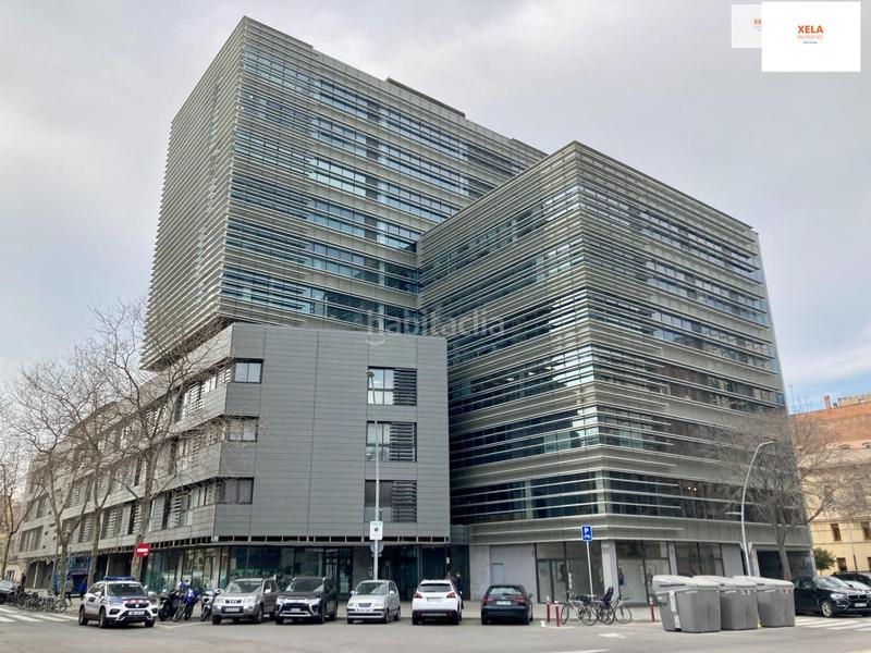 Foto 02dcc270-e211-45a0-9d55-d77bbfa9d382. Rent office space in calle del doctor trueta 183 in Barcelona
