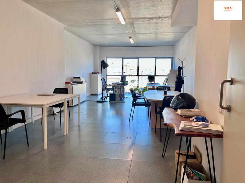 Foto 2475eeb2-ed97-4cc9-9c80-ee5cebf08ef3. Rent office space in calle del doctor trueta 183 in Barcelona