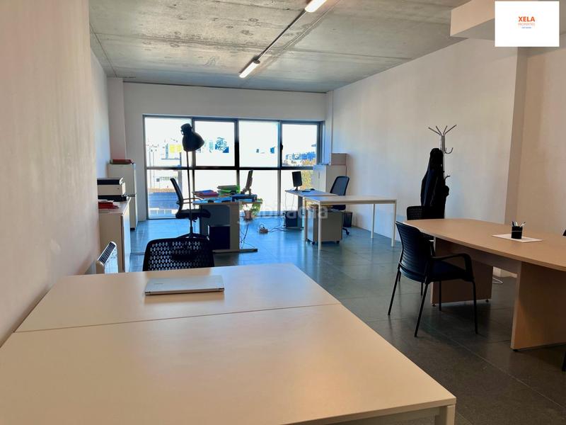 Foto 2cbe1141-17fa-4bad-bcae-7878809ee86a. Rent office space in calle del doctor trueta 183 in Barcelona