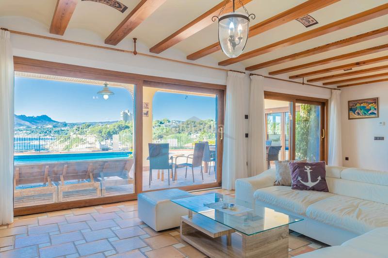 Foto f392b2f6-59a9-4c8c-ab41-e9ee9d46459f. Casa a Casco Urbano Moraira