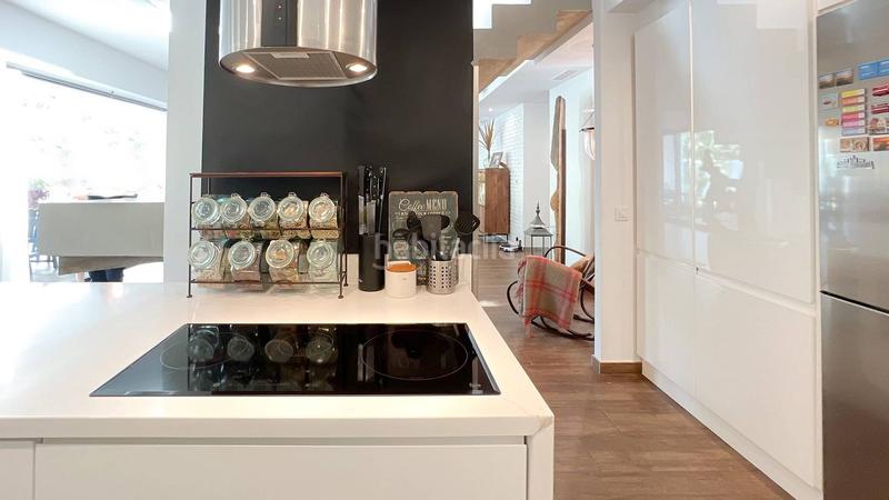 Foto a299ec6a-de49-4106-a76d-7f6eebe319fb. Casa in El Montgó Dénia