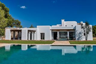 House in Casco Urbano