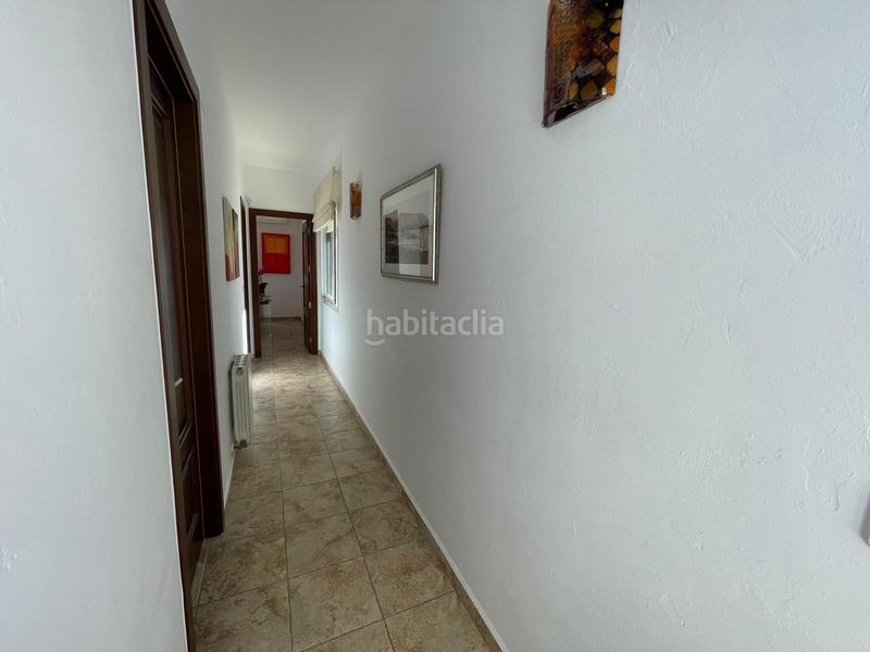 Foto ae7ec9a9-dc4d-47cf-afba-8121b4f381a6. Maison avec parking dans Casco Urbano Moraira