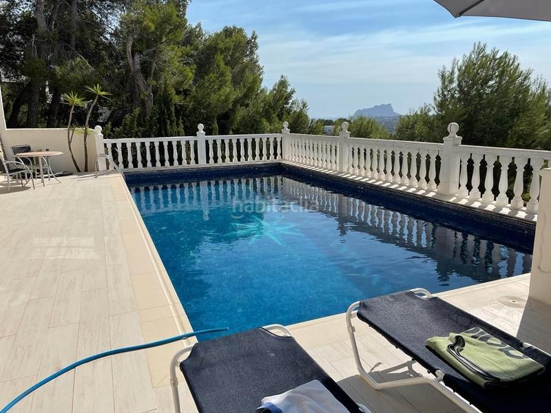 Foto dd84ddb5-3f1a-43a1-b078-358e3a371e01. House in Casco Urbano Moraira