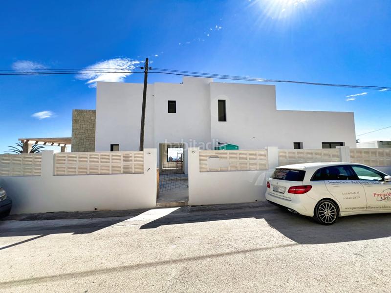 Foto ecb27501-ff88-43e4-adca-70538c24c61d. Maison dans Canuta Calp