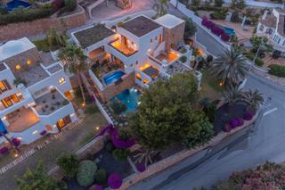 House in Casco Urbano