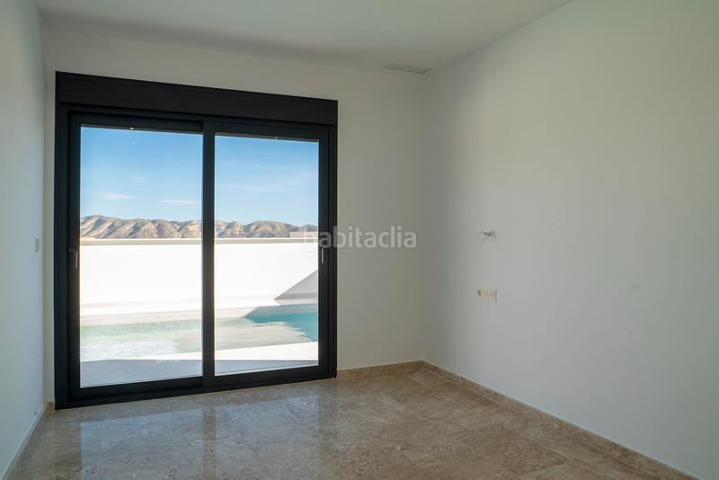 Foto bf0217c4-b165-48fe-af53-33f6c1da5978. Casa in Coloma Nucia (la)