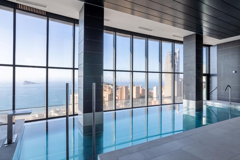 Foto f07c0c5c-f5f6-491c-b681-8c16c0a034ff. Apartamento en Playa Poniente Benidorm