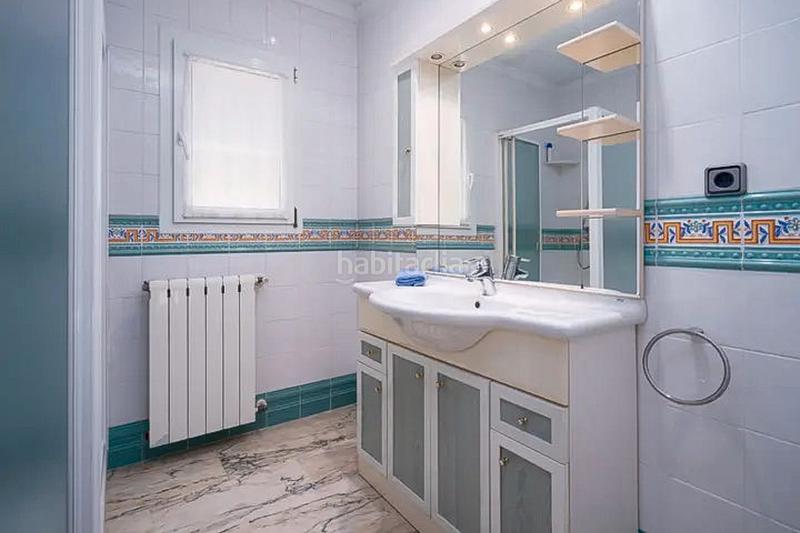 Foto e7b946fd-5c28-40fc-bbe2-56bc4f55bc95. Casa in Casco Urbano Moraira