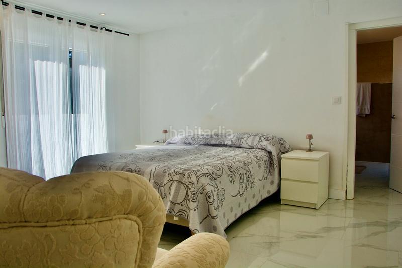 Foto f202bf01-21df-48b6-abfd-2ebfed3cc409. Casa amb aparcament a Centro Urbano Dénia