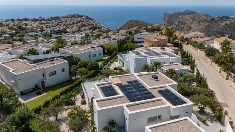 Foto f420f2f1-ca9e-4c94-b577-cc0427ae1d8d. Casa en Centro Poble Nou de Benitatxell (el)