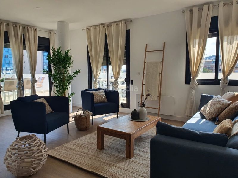 Foto b545e75d-d535-487e-ae39-480c3743ea44. Apartament amb aparcament a Centro Urbano Dénia