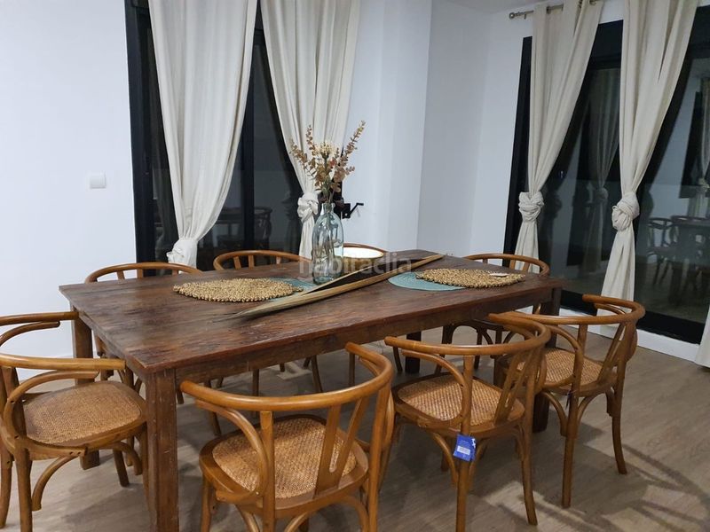 Foto cecf0a4c-b7e1-40b8-a875-c2e797b1f471. Apartament amb aparcament a Centro Urbano Dénia
