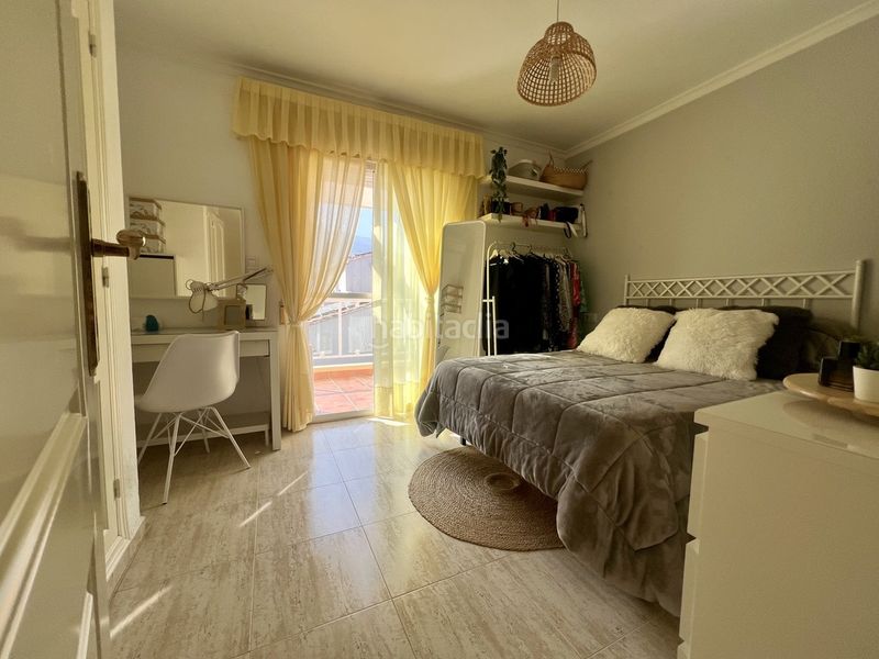 Foto e930cf6a-4d2f-444d-ad7e-87f76effa415. Casa adossada amb aparcament a Centro Urbano Dénia