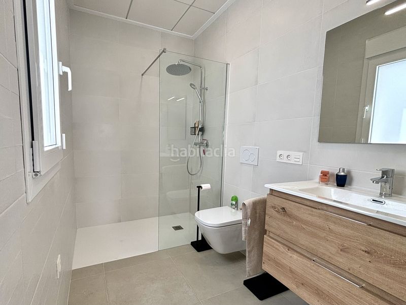 Foto b2ec9f29-3c29-4fe4-b676-b6c24c3c4355. Casa a Benijófar