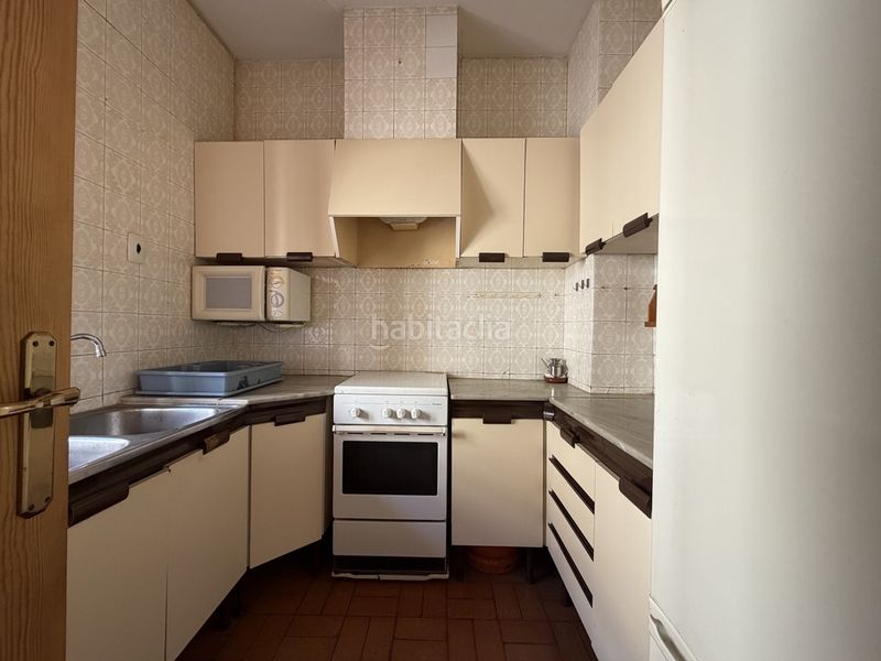 Foto d9e25d56-c4c1-4ea5-812f-1eb45f8509dc. Casa adossada a Centro Urbano Dénia