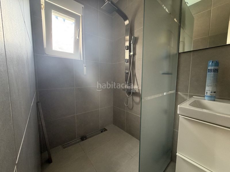 Foto b48ced83-65b3-4963-8715-ec2b6be2147e. Casa amb aparcament a Pueblo Calp