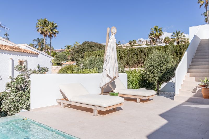 Foto b4928eee-03c9-40d3-bb26-8d70e17f0c4f. Casa a Casco Urbano Moraira