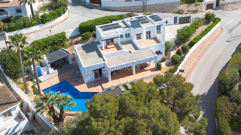 Foto 93a69cc3-2cd4-48f8-96fb-28c5b2d77d92. Casa a Casco Urbano Moraira