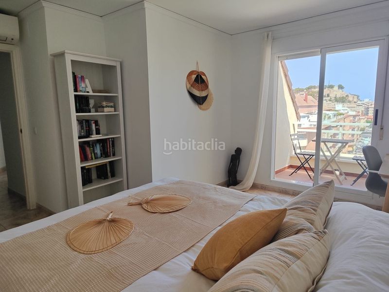 Foto b7d1b60b-c215-46f3-8e44-e3b9a3e9235a. Apartament amb aparcament a Centro Urbano Dénia