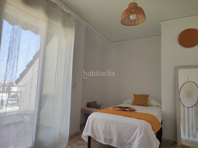 Foto ce414e87-4685-48f1-9ed1-440a57633344. Apartament amb aparcament a Centro Urbano Dénia