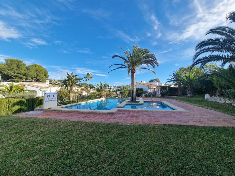 Foto 1242e9be-5eb2-4233-92e3-13aa014e8c98. Casa a Casco Urbano Moraira