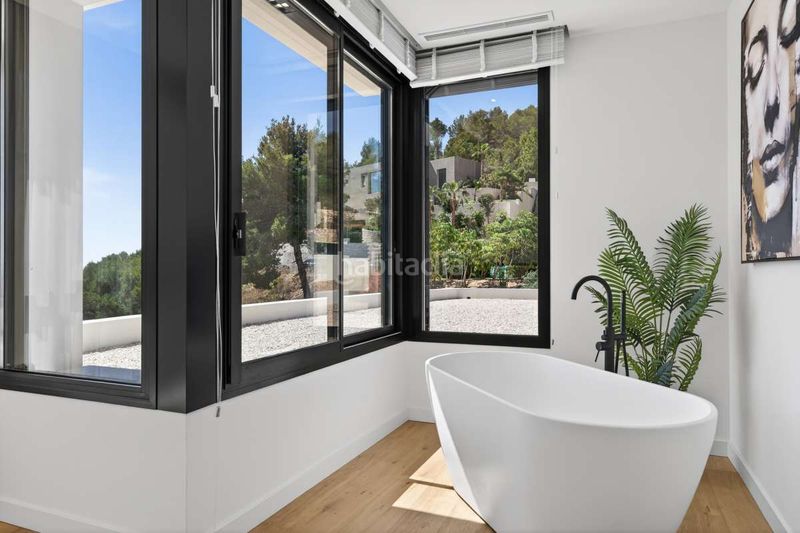 Foto eed9da58-3e46-4e71-8a1a-f76d2d40a048. Casa a La Fustera Benissa