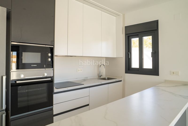Foto e0cf70b6-b0f9-4063-9789-39ac6a5c0278. Casa a Coloma Nucia (la)