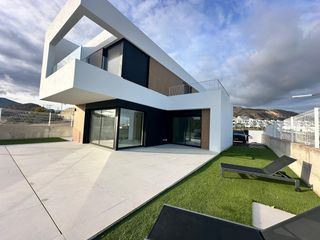 Casa a Balcón de Finestrat-Terra Marina