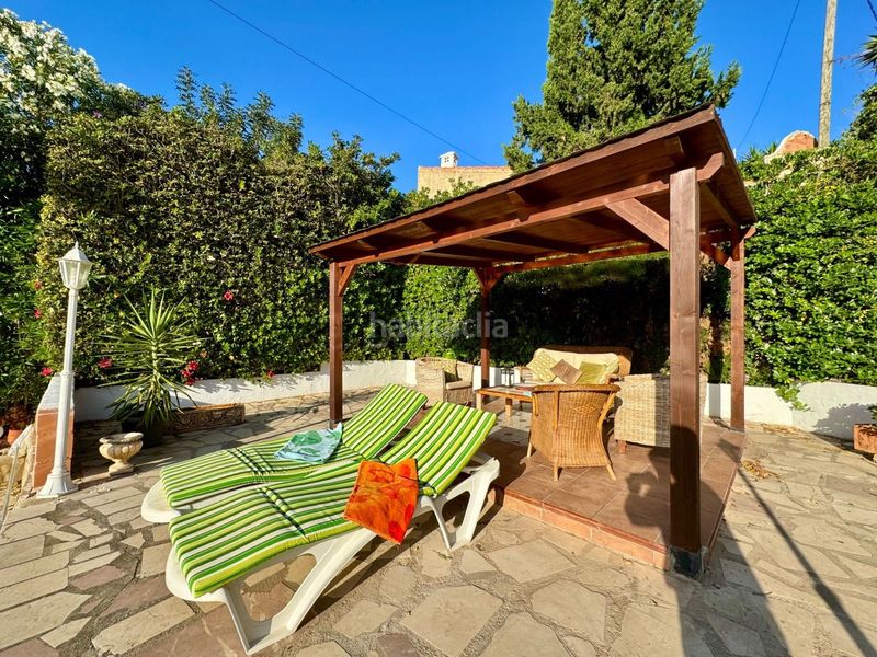 Foto 54cf7d72-f3d4-4417-b3f8-d38b6069974a. Casa amb aparcament a Centro Urbano Dénia