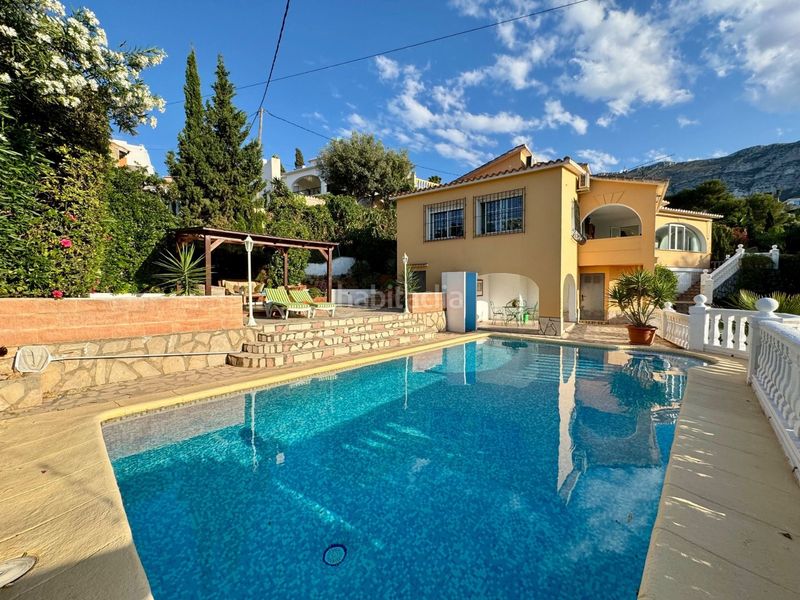 Foto f27f0193-09b2-41b0-8abe-ca684309e5fb. Casa amb aparcament a Centro Urbano Dénia