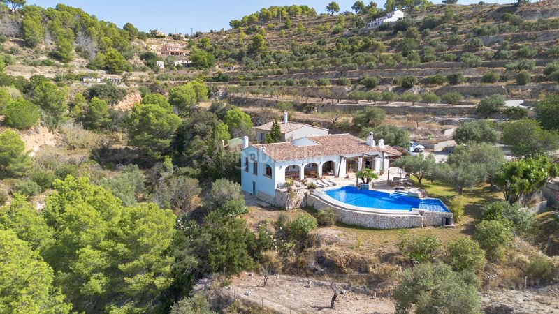Foto aa1a121b-977b-42b3-98a3-8ccbc7f9801c. Country house in Benissa pueblo Benissa