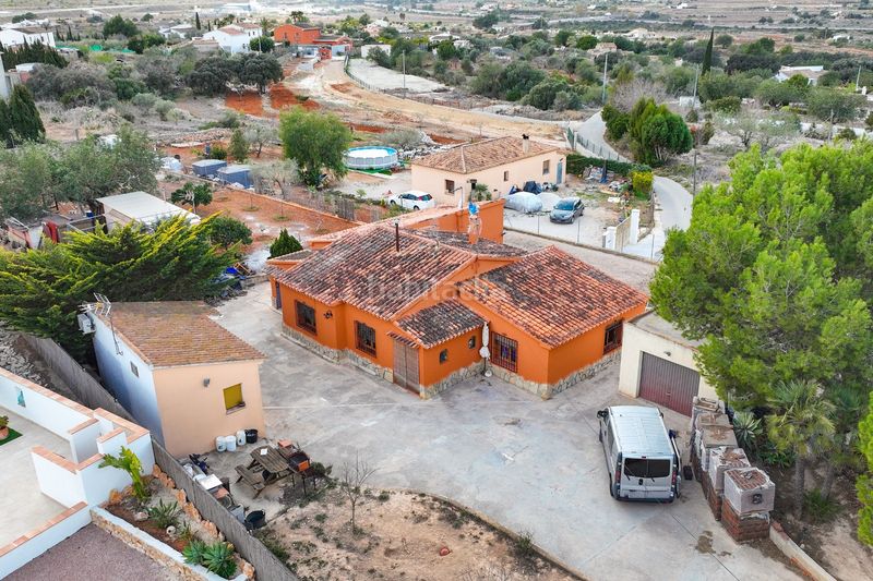 Foto eb83bcec-8718-4150-ac90-2ad306dfc651. Masia a Benissa pueblo Benissa