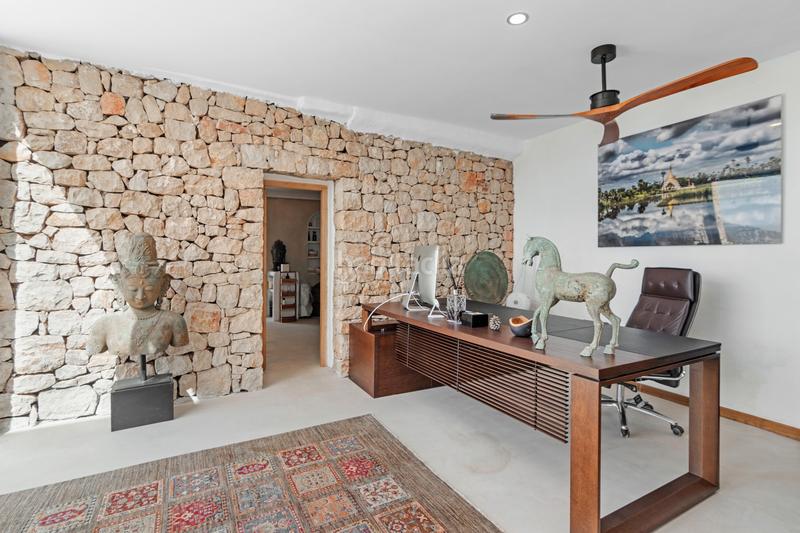 Foto 374c2e7f-2e15-45b7-a632-5815da87b6d2. Haus in Casco Urbano Moraira