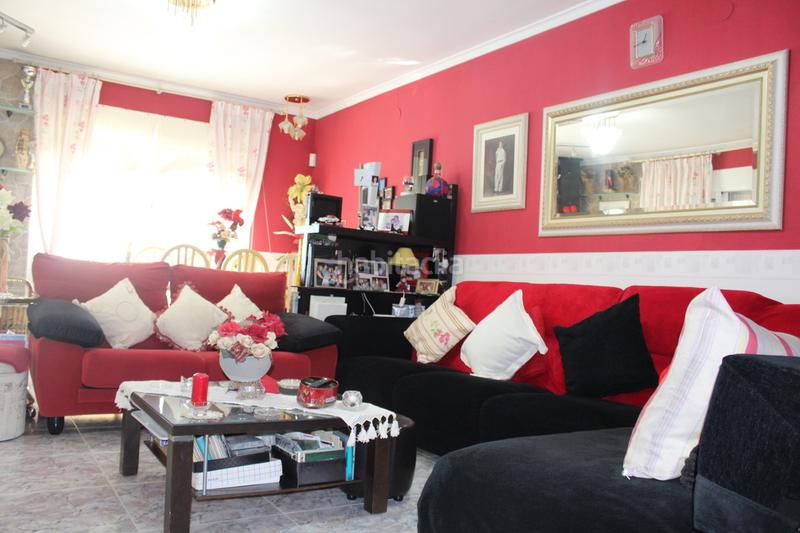Foto 5819fd28-c267-4d52-8065-a8e4474d1294. Casa en Poblets (els)