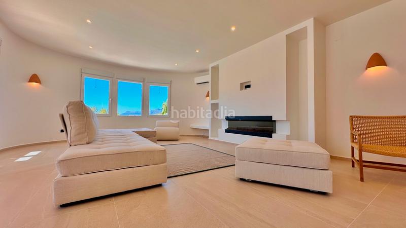 Foto e45fdb07-93ee-4691-bb0e-e9ccad2c187f. Maison dans Casco Urbano Moraira