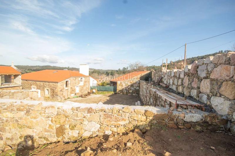 Foto 86c90d08-728e-4fc1-96c9-243fb28593a5. Chalet avec parking dans Laracha