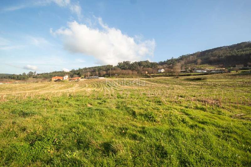 Foto 96fb69fb-9e76-4591-a450-ce3d2cae9ee1. Chalet avec parking dans Laracha