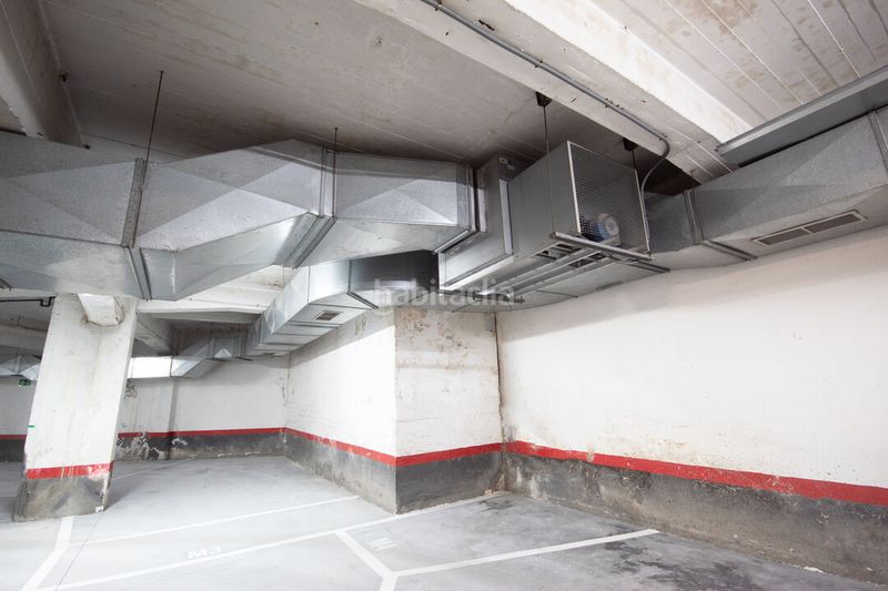 Foto dff56fb0-a63f-4d51-859c-edba42daba94. Aparcament cotxe a Riazor - Visma Coruña (A)